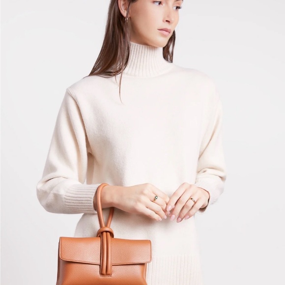 M. Gemi Tan Leather Francesca Convertible Crossbody NWOT - Picture 14 of 15